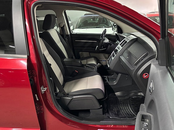 Dodge Journey 10 of 17