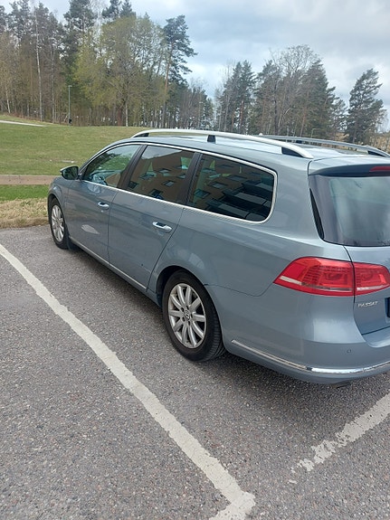 Volkswagen Passat 4 of 5