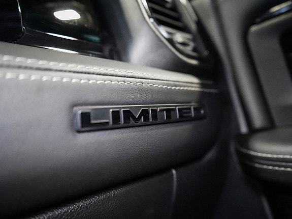 Dodge RAM 2500 26 of 30