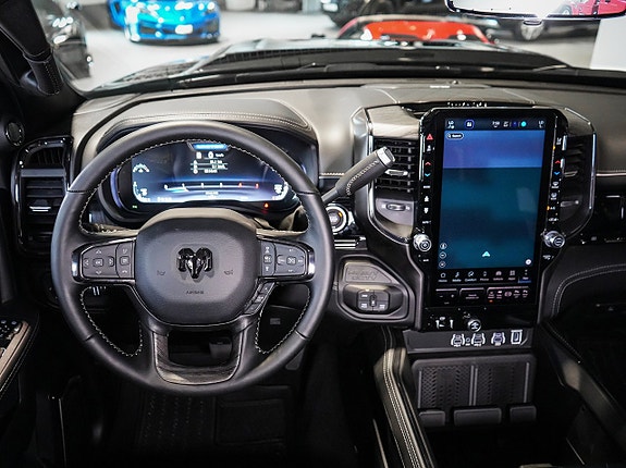 Dodge RAM 2500 14 of 30