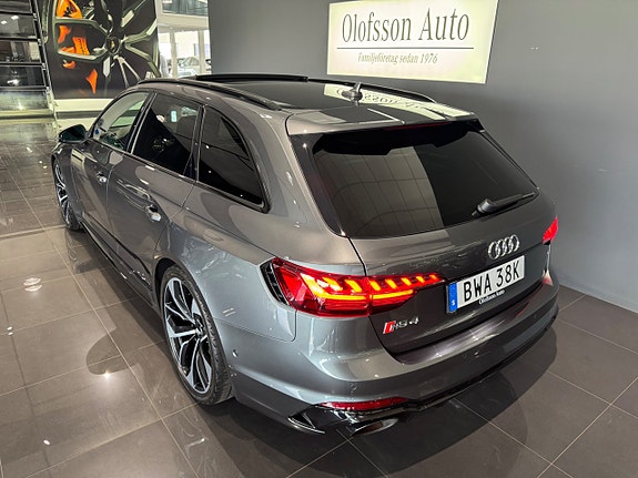 Audi RS4 15 of 19