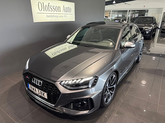 Audi RS4 16 of 19