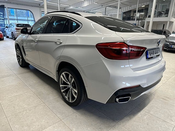 BMW X6 4 of 5