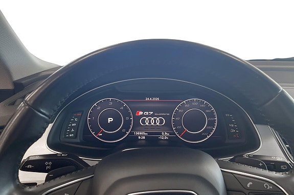 Audi Q7 7 of 12