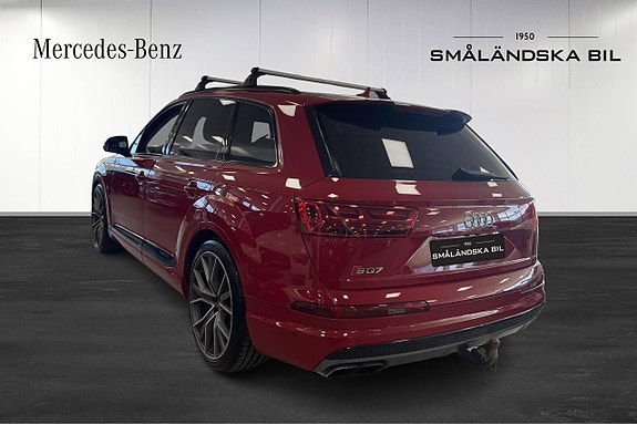 Audi Q7 3 of 5