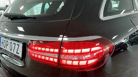 Mercedes-Benz E200 d 25 of 26