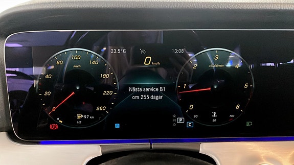 Mercedes-Benz E200 d 16 of 26