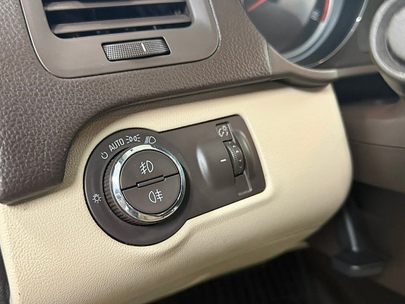 Opel Insignia 23 of 30
