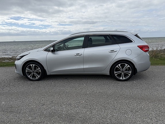Kia Ceed 2 of 19