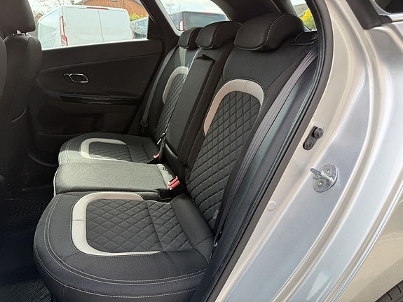 Kia Ceed 14 of 19
