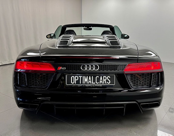 Audi R8 10 of 14