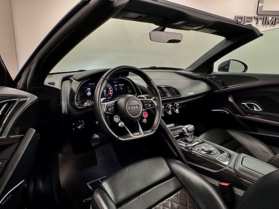 Audi R8 8 of 14