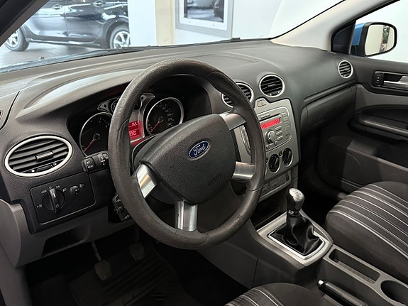 Ford Focus 6 of 14