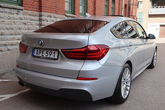 BMW 530xd 24 of 24