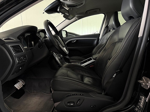 Volvo XC70 3 of 30