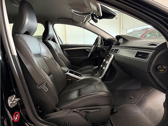Volvo XC70 5 of 5