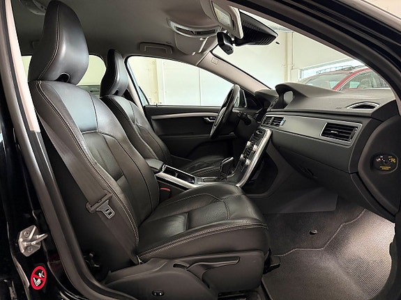 Volvo XC70 5 of 30