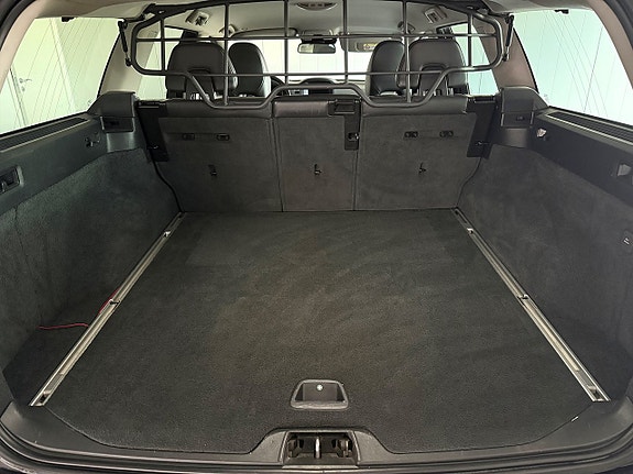 Volvo XC70 30 of 30
