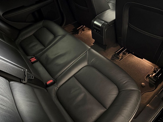 Volvo XC70 6 of 30