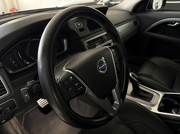 Volvo XC70 4 of 30