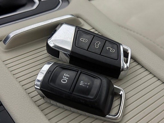 Volkswagen Passat 28 of 30