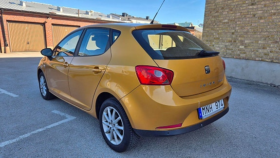 Seat Ibiza 4 of 5