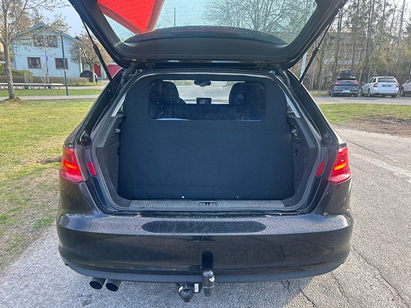 Audi A3 8 of 9