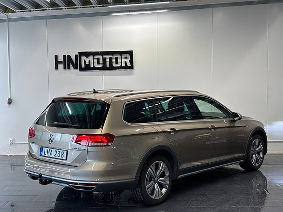 Volkswagen Passat Alltrack 5 of 5