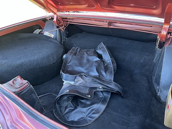 Chrysler Imperial 15 of 16