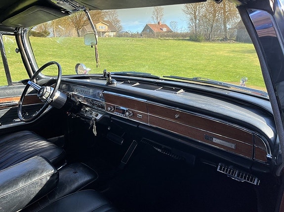 Chrysler Imperial 12 of 16