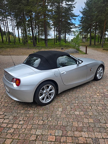 BMW Z4 3 of 5
