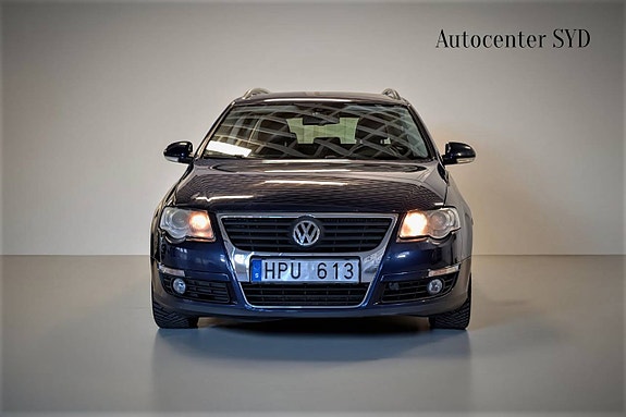Volkswagen Passat 2 of 5