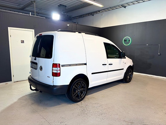 Volkswagen Caddy 4 of 5