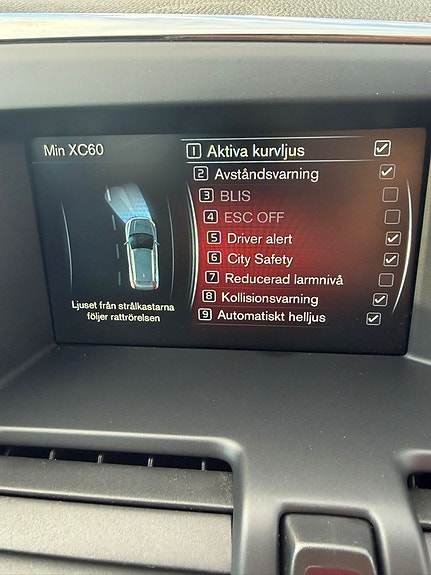 Volvo XC60 25 of 26