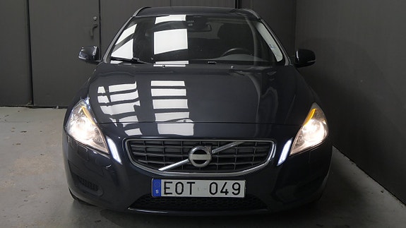 Volvo V60 5 of 5