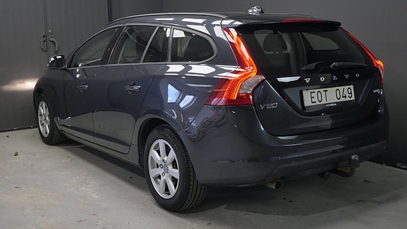 Volvo V60 8 of 20