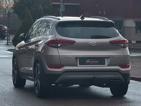 Hyundai Tucson 9 of 19