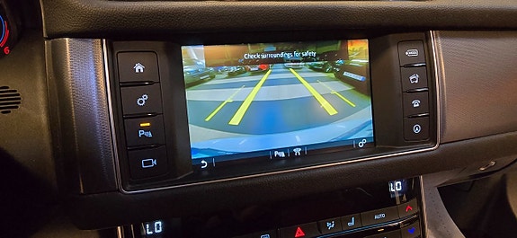 Jaguar XF 25 of 26