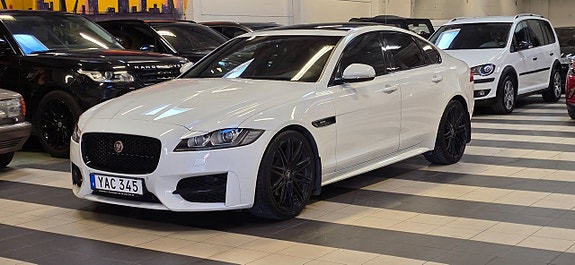 Jaguar XF 6 of 26
