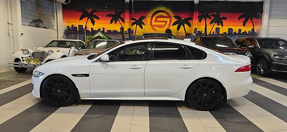 Jaguar XF 4 of 26
