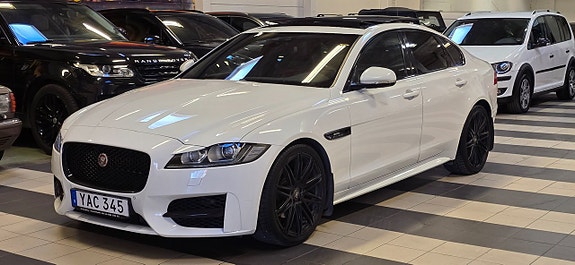 Jaguar XF 2 of 26