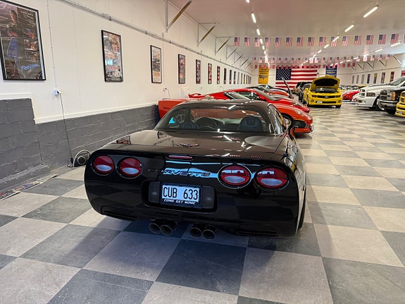Chevrolet Corvette 15 of 22