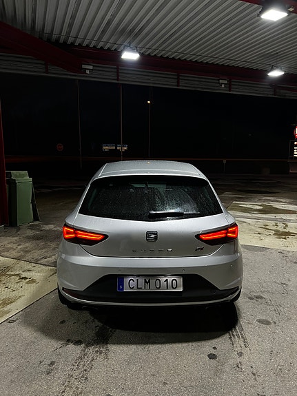 Seat Leon 5 of 5