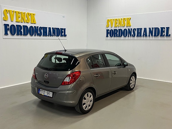 Opel Corsa 4 of 5