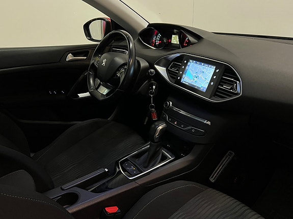 Peugeot 308 13 of 22