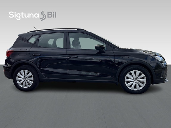 Seat Arona 7 of 23