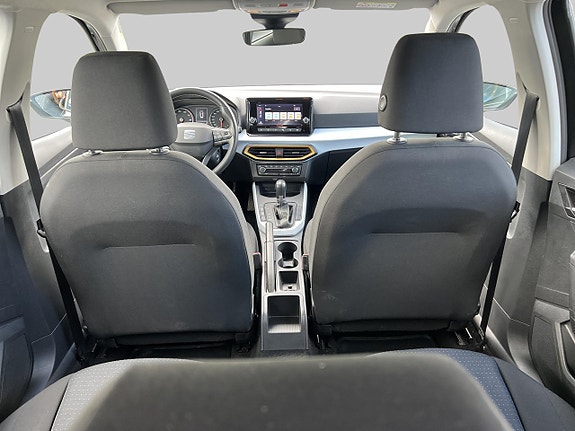 Seat Arona 19 of 23
