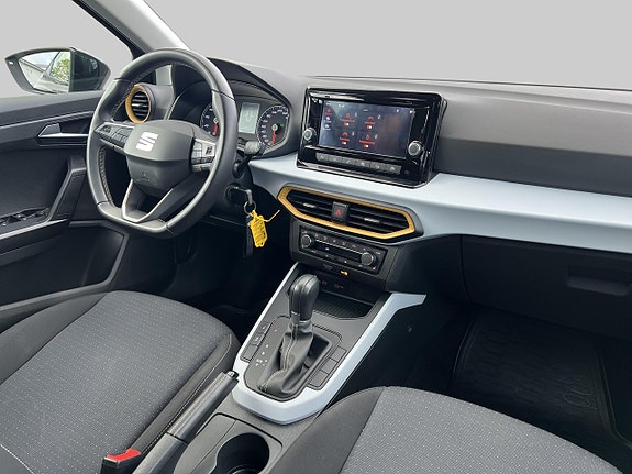 Seat Arona 13 of 23