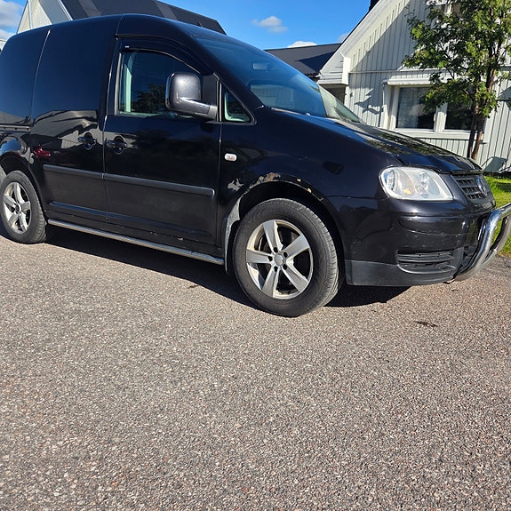 Volkswagen Caddy 2 of 4