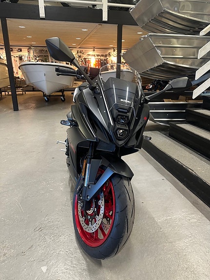 Suzuki GSX-8R 7års Garanti 3 of 8